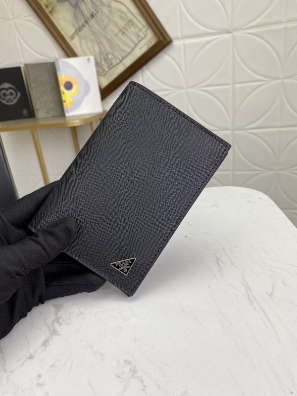 プラダ財布コピー側面デザイン